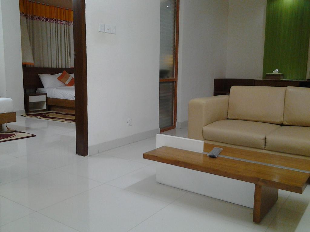 Naas Serviced Apartments Dhaka Zewnętrze zdjęcie